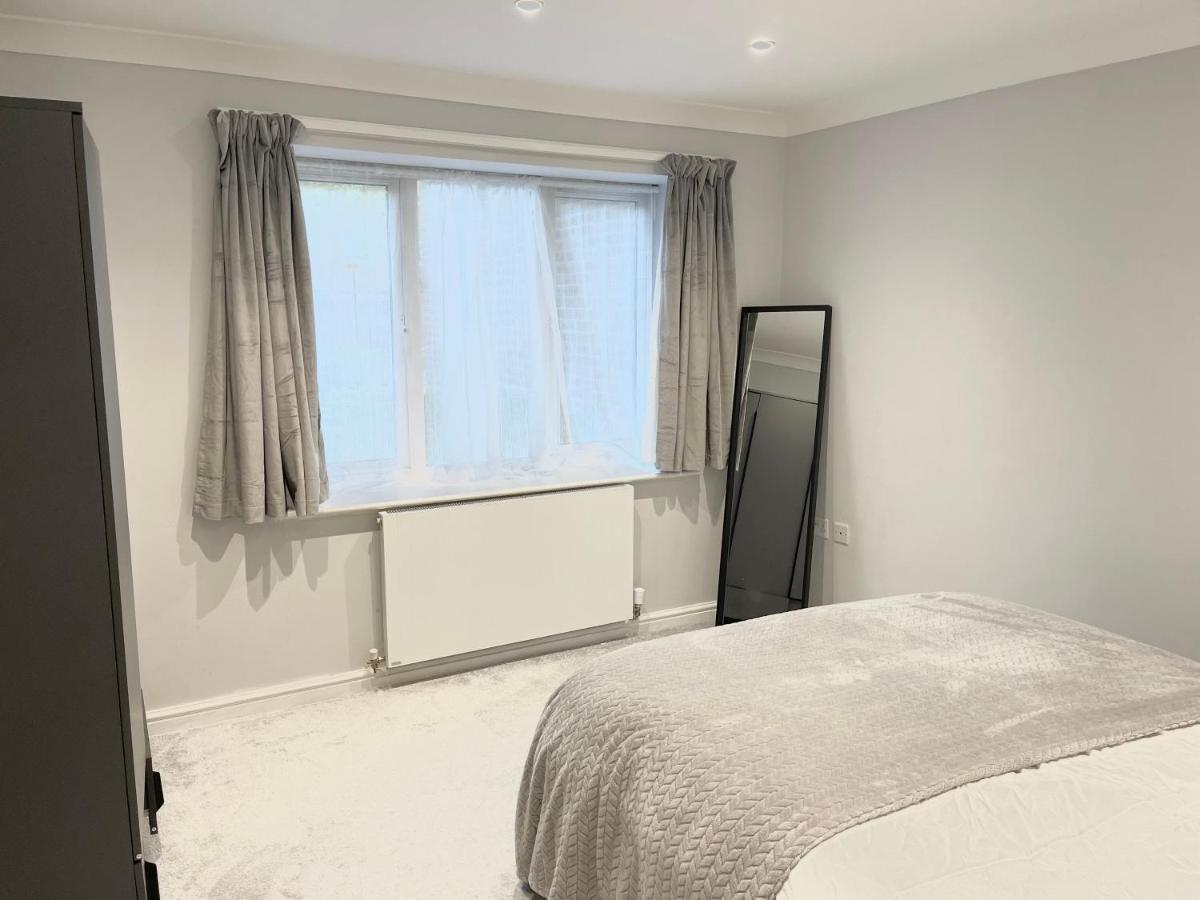 Lovely 1 Bed Apartment, 15Mins From Central Londýn Exteriér fotografie